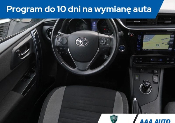 Toyota Auris cena 75000 przebieg: 86755, rok produkcji 2017 z Miłakowo małe 211